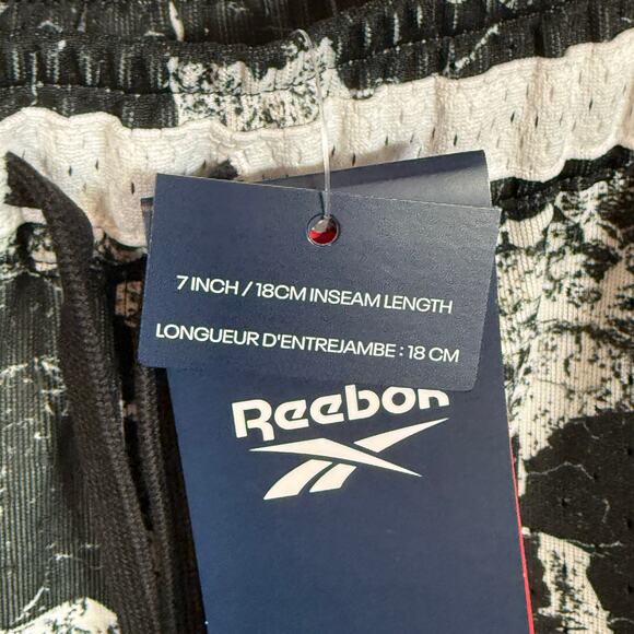 Reebok Men's Basketball Transition Shorts, black/white small MSRP $55 - Picture 7 of 8
